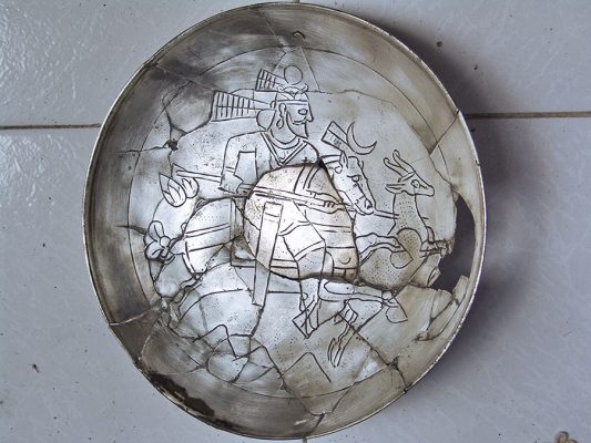 Mitra Etezadi: Sasanid Silver Plate Conservation - Healing Process